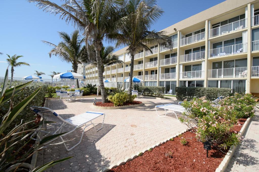 The Island Beach Resort Дженсен-Бич Экстерьер фото